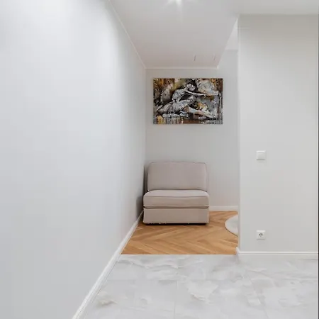 Modern Close To The - Terrace, Free Parking, Restaurants Close 페르누