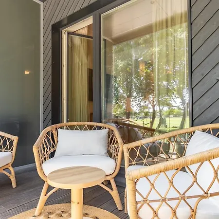 Apartment Modern Close To The - Terrace, Free Parking, Restaurants Close Parnu